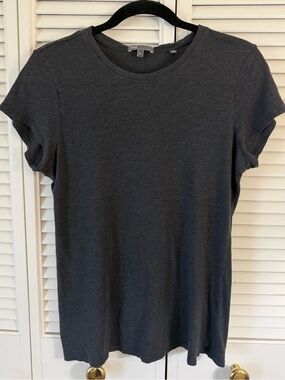 Vince. Women's Dark Gray Soft Knit Crew Neck Short Sleeve T-Shirt Size L